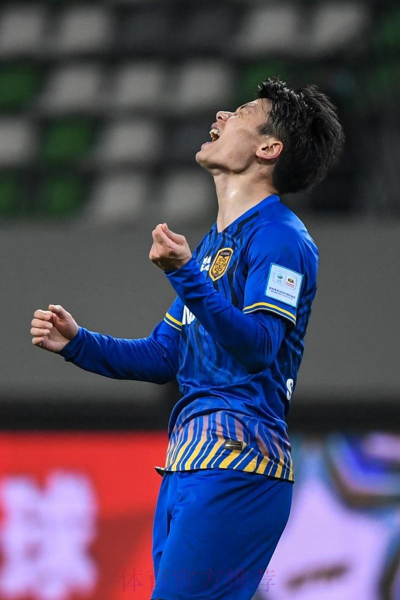 中国足协常务副主席兼秘书长张剑会见乌克兰足协主席帕维克